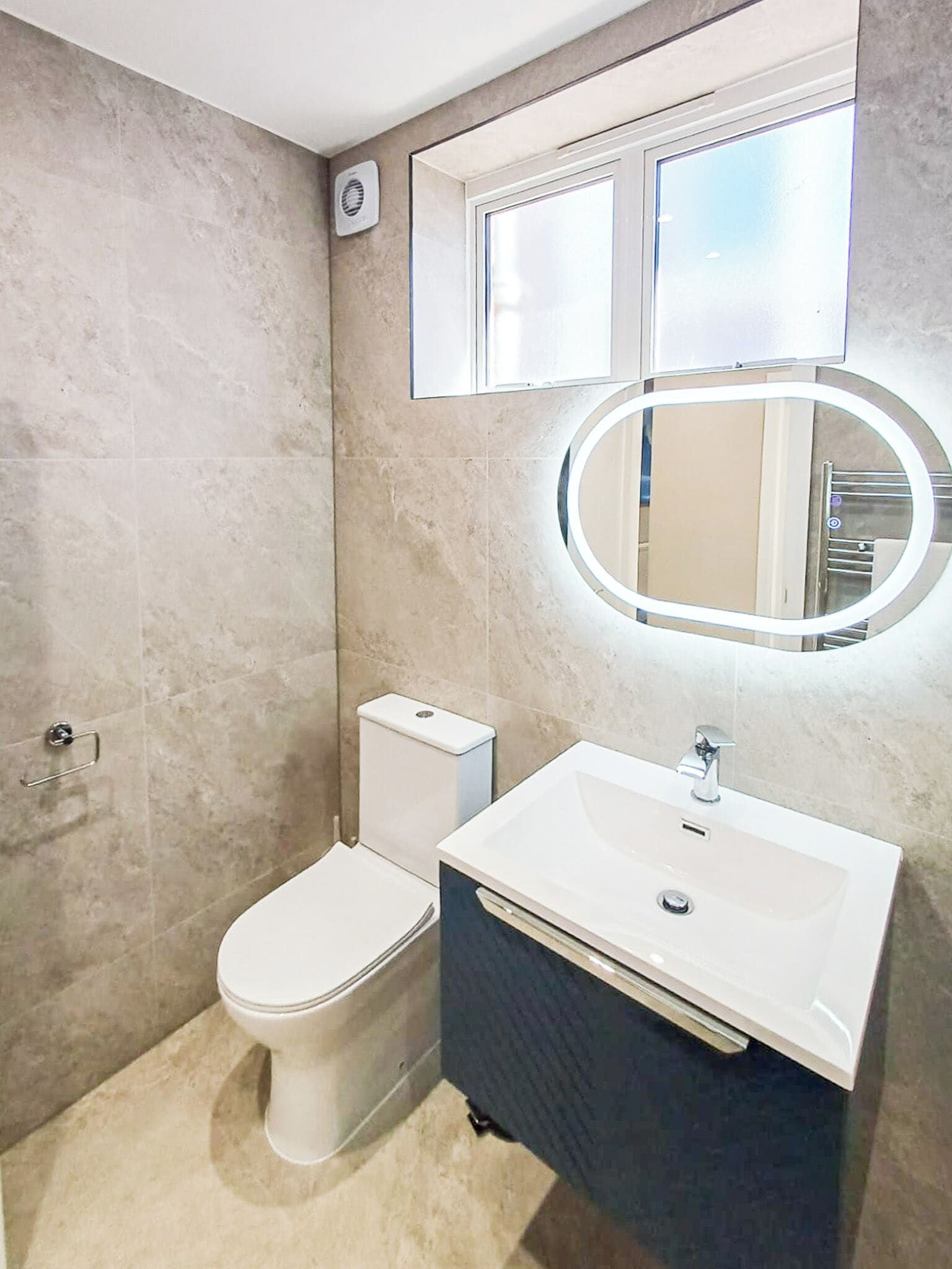 Apartment, 2 Bedrooms, City View | Bathroom | Hair dryer, towels, soap, shampoo