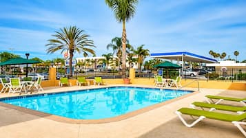 Utomhuspool