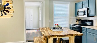 Peaceful 1BR Corporate Apt - Travelers, Contractors & Medical Pros Welcome