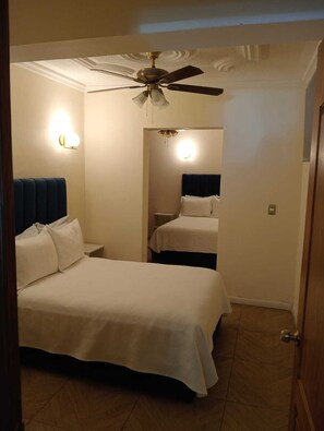 Neljän hengen standard-huone