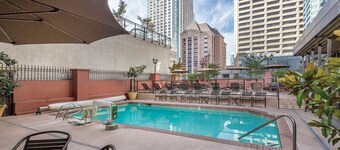 Downtown Seattle 1BR Hotel Unit at WorldMark Camlin – Classic City Stay