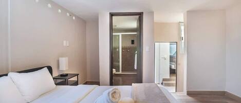 5 Schlafzimmer, Bügeleisen/Bügelbrett, WLAN, Bettwäsche