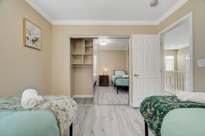 3 habitaciones, tabla de planchar con plancha y wifi gratis 
