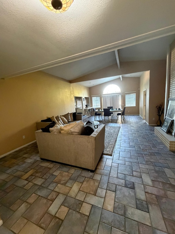 Spacious 4-bedroom Pool House In Fabulous Lancaster With Ac - Lancaster, CA