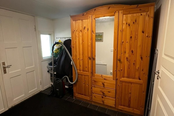 Hinterer Eingang - privater Schrank
