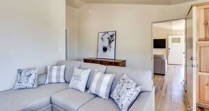 Yosemite Retreat Near Bass Lake & Town w/ King Bed