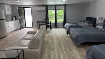 1 chambre, fer et planche Ă repasser, Wi-Fi, draps fournis