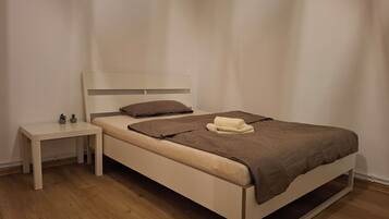 1 habitación, wifi y ropa de cama