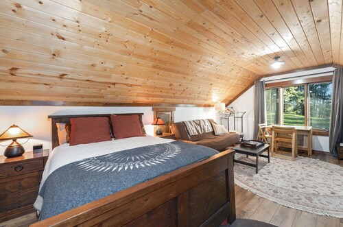 Beautiful In Bigfork - Newly built Studio Apmt.