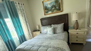 2 bedrooms, iron/ironing board, WiFi, bed sheets