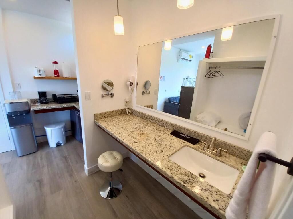 Honeymoon Penthouse, Balcony, Mountain View | Bathroom