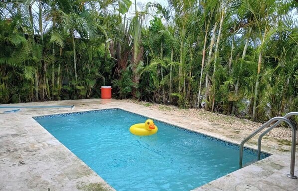 Pool - Enjoyable 3-bedroom villa with AC in sunny Juan Dolio Private Famil friendly. (Juan Dolio)