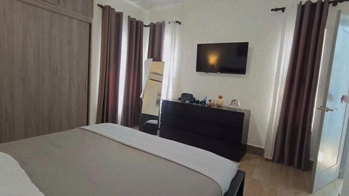 3 bedrooms, free WiFi, bed sheets