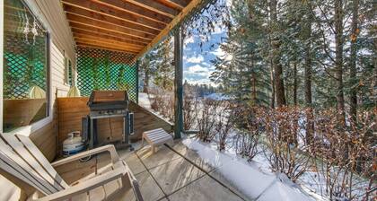 Timberline | 2 Full Suites | Backyard | Pets Ok