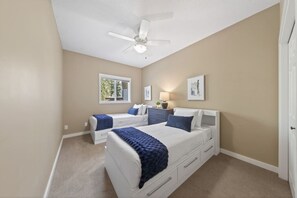 4 chambres, bureau, Wi-Fi, draps fournis