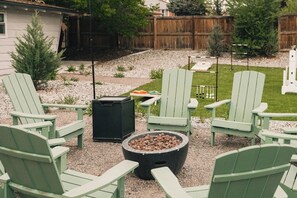 Property grounds - Luxury Japandi Retreat w/ Hot Tub Near Denver & Boulder (Westminster)