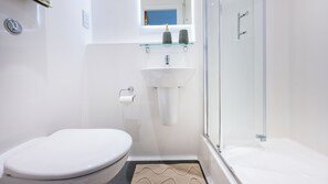 Studio, Non Smoking | Bathroom - Holden Court (Brighton)