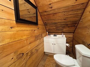 Bathroom - Enjoy this charming lakefront retreat in Maine with beautiful views! (Lincoln)
