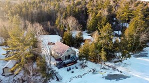 Exterior - Enjoy this charming lakefront retreat in Maine with beautiful views! (Lincoln)