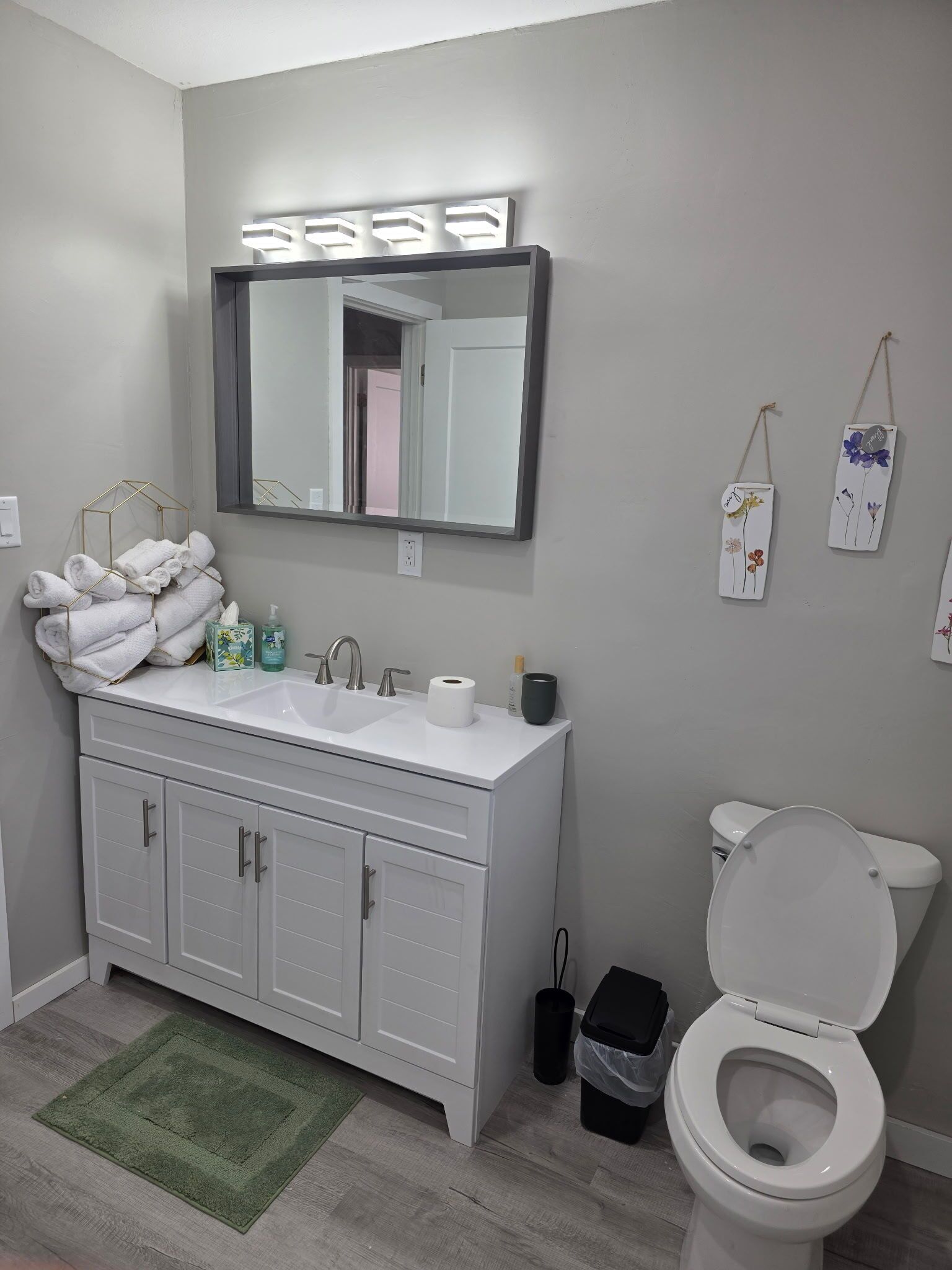 Towels, toilet paper