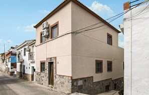 Exterior - Lovely home in Totalan with WiFi (Totalan)