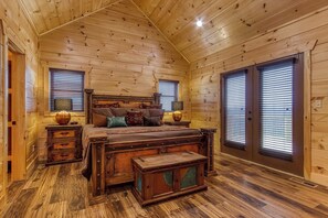 5 bedrooms, iron/ironing board, travel cot, WiFi - Sweet Mimosa Lodge | Indoor Pool, Hot Tub, Views (Sevierville)