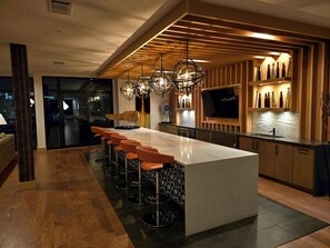 Bar (en el alojamiento)
