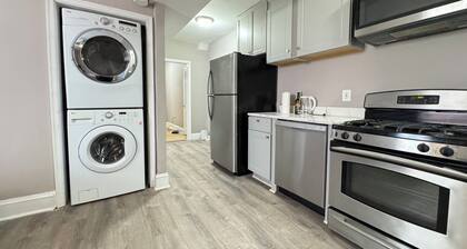 Prime Apartment near Transportation 2BR