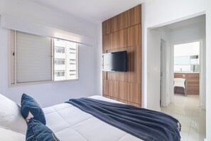 1 bedroom, iron/ironing board, free WiFi, bed sheets - Oscar Freire with Swimming Pool and Gym (São Paulo)