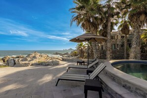 Terrace/patio - Luxury 4BR villa / Steps to oceanfront clubhouse (Cabo San Lucas)