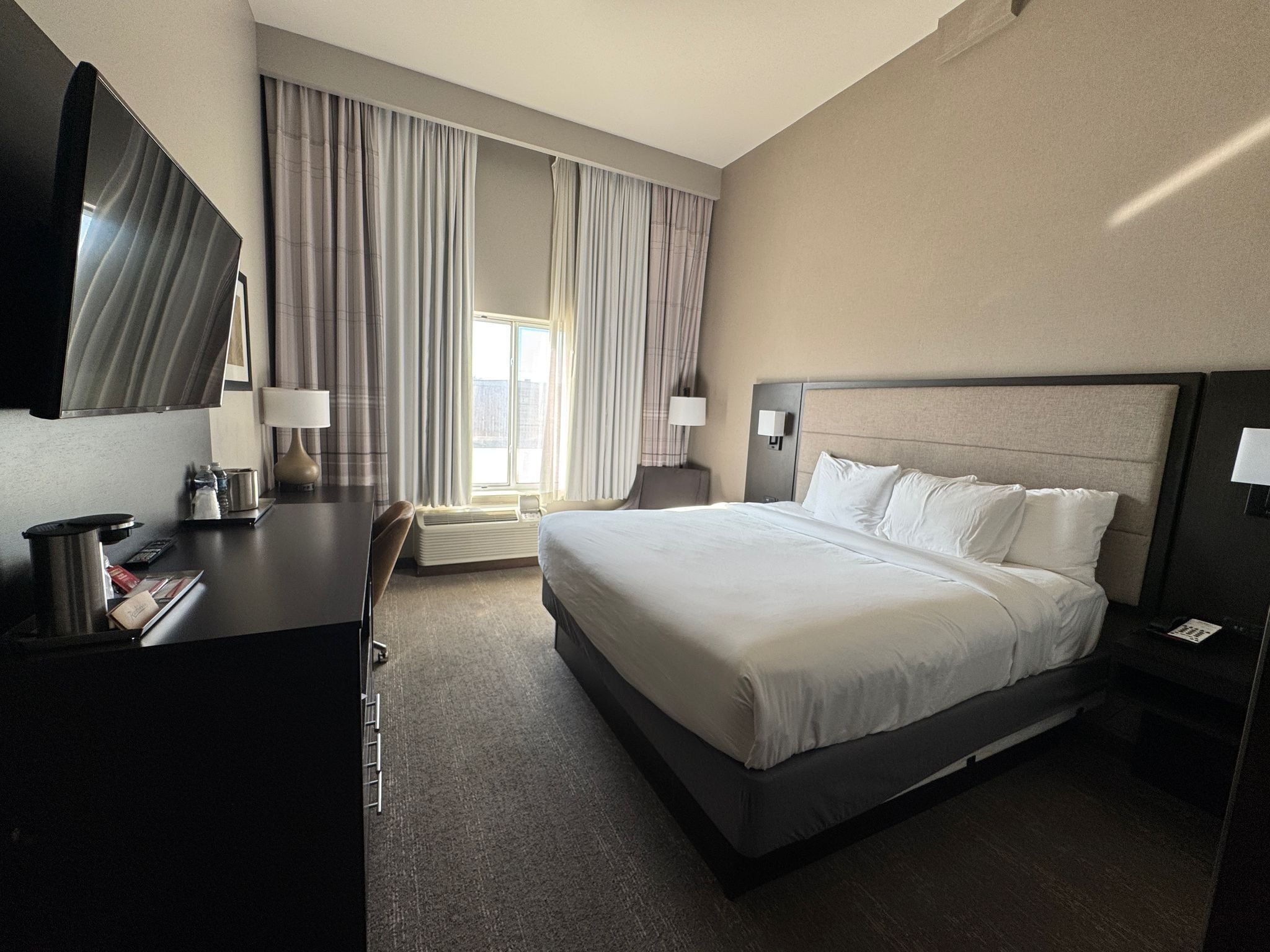 Habitación estándar, 1 cama King size, para no fumadores | Escritorio y wifi gratis 