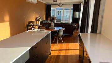 Deluxe House, Garden View | Interior