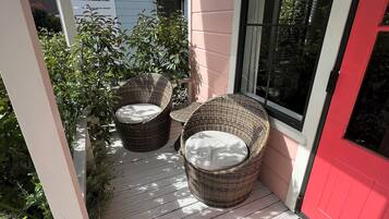 Deluxe Villa, Garden View | Terrace/patio
