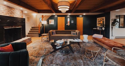 Family Friendly Cabin on the Yakima River! Private Sauna, Cold Plunge & Hot Tub