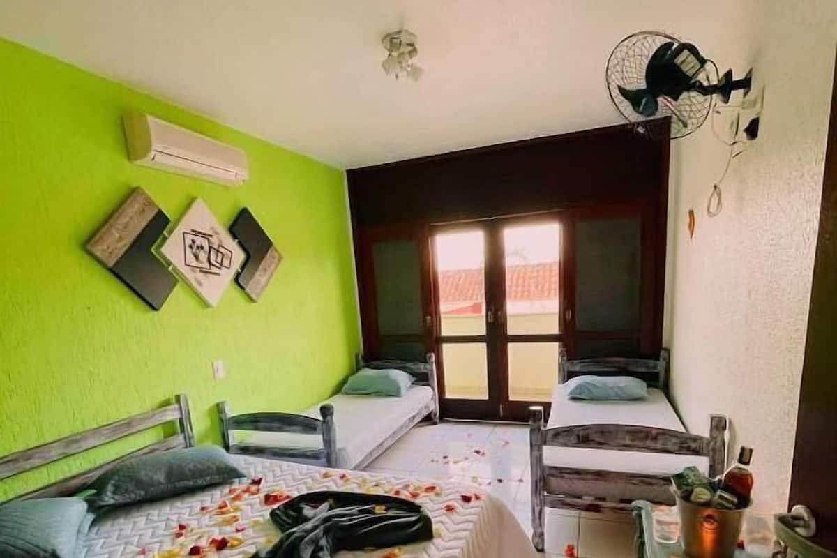 Kamar Keluarga, balkon, pemandangan kebun | Wi-Fi gratis