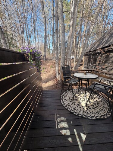 Quaint & cozy 1-bedroom apartment in beautiful Warner NH