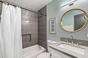 Bathroom - Spacious 3-bedroom condo in charming San Diego with AC and close to everything! (San Diego)