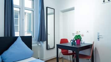 1 bedroom, internet
