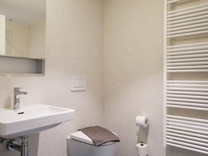 Bathroom - Apartment  by Interhome (Basel)