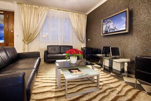 Lobby - Denisa (Prague)