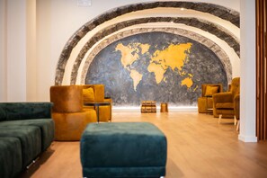 Lobby - Comfort Inn Ponta Delgada (Ponta Delgada)