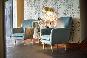 Lobby - Comfort Inn Ponta Delgada (Ponta Delgada)