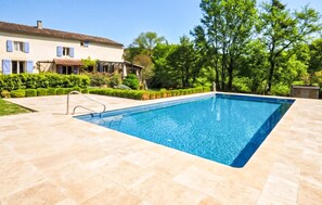 Pool - Pet friendly home in Saint-Benoît (Saint-Benoît)