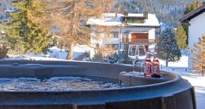 mit privatem Whirlpool für 4 Personen Casoja Lenzerheide by Interhome
