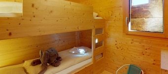 3001 Ferienhaus Mutten by Interhome