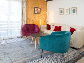 TV - Ski in Ski out Familienunterkunft Chesa Katja Lenzerheide by Interhome (Valbella)