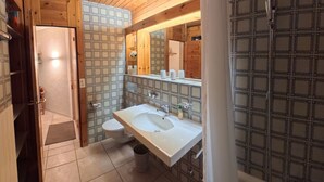 Unclassified image, 5 of 13, button - 1604 Schweizerhof 405 by Interhome (Lenzerheide)