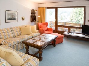 TV - Sundrella Lenzerheide by Interhome (Lenzerheide)