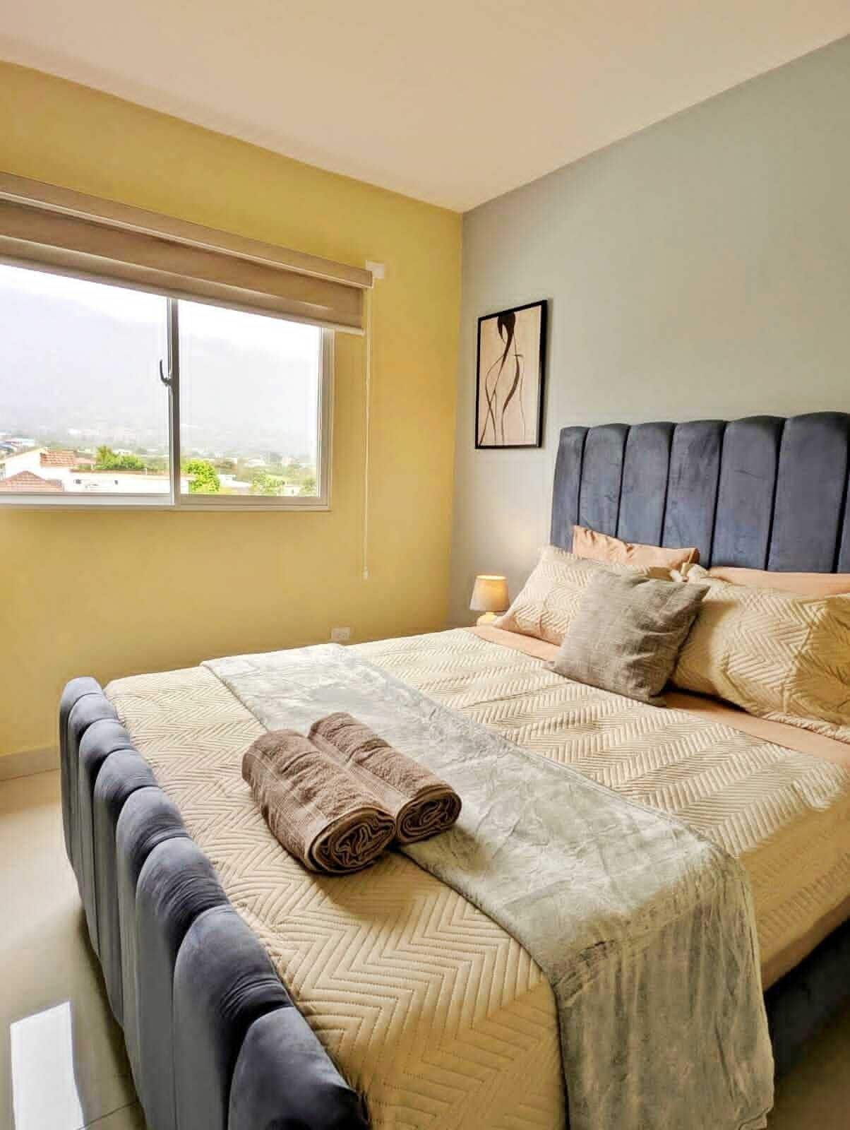 WiFi, bed sheets
