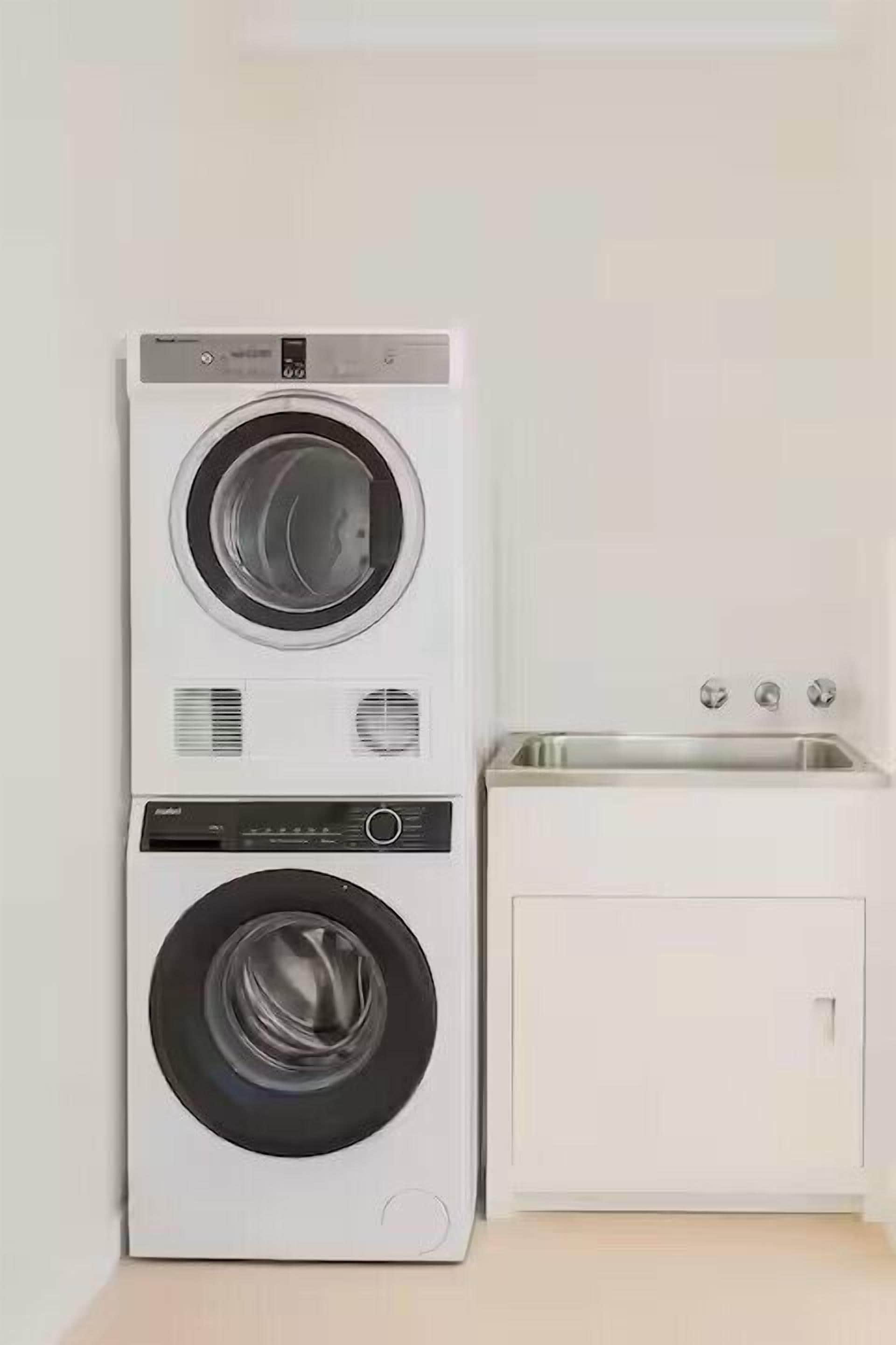 Comfort Villa, 2 Bedrooms | Laundry